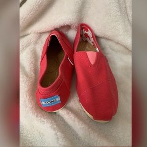 Pink Toms, never been worn!